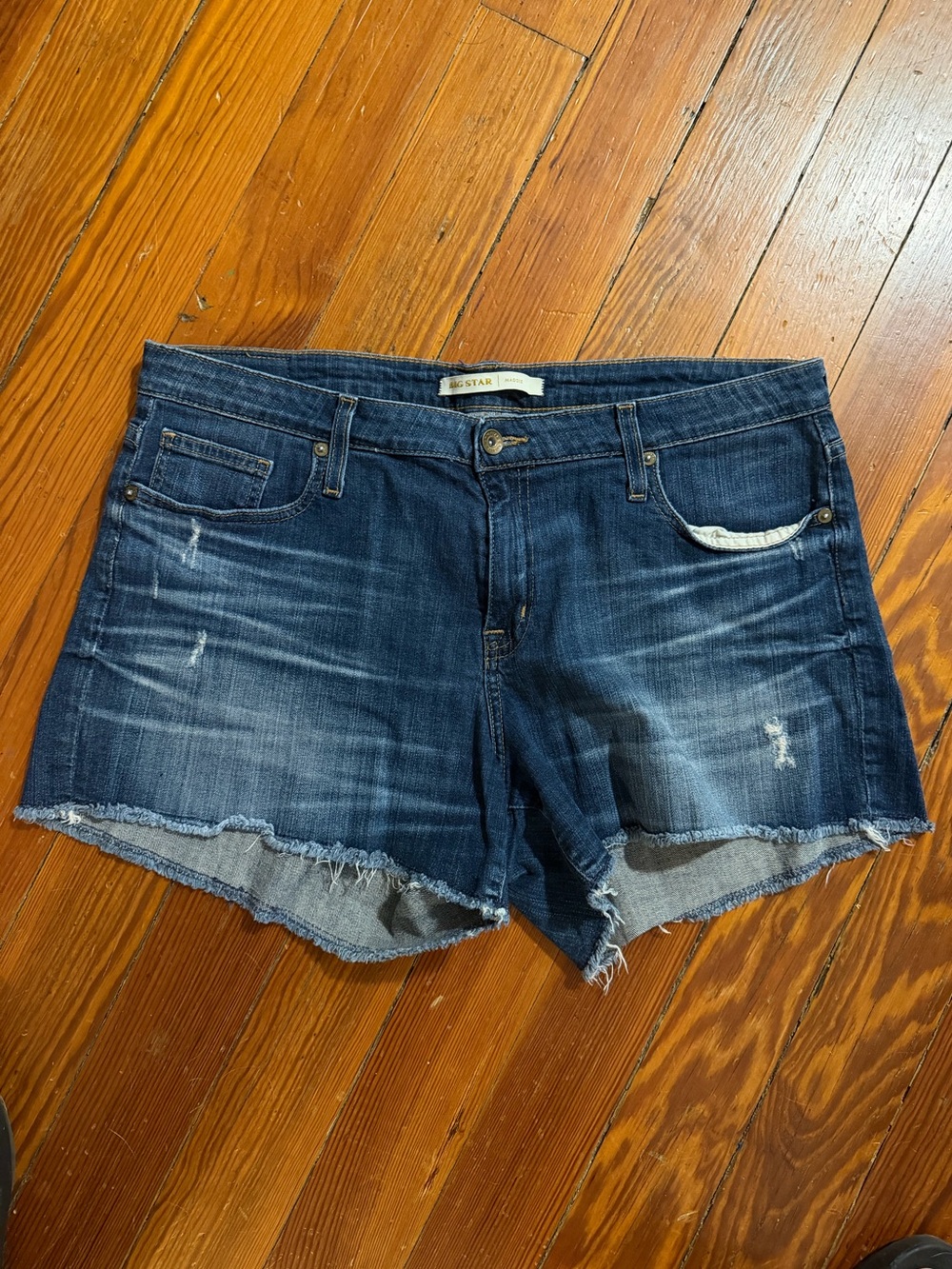 Big Star | Distressed Denim Shorts | Sz 34